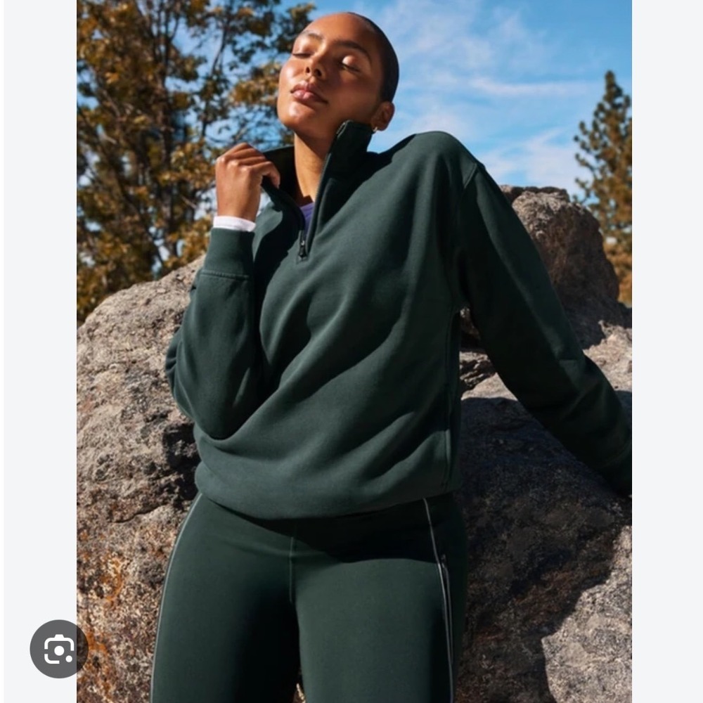 Athleta Forever Fleece 1/4 Zip Sweatshirt Green - Picture 6 of 6